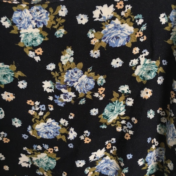 Floral crop top - Picture 3 of 3